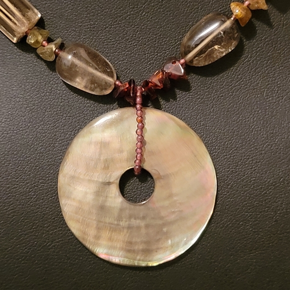 Estate Abalone Shell & Glass Beaded Necklace - Picture 3 of 5